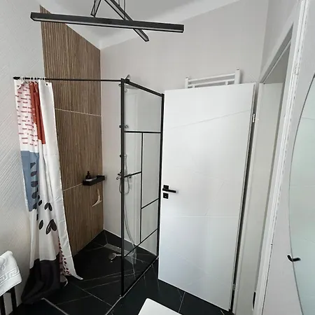 Doro - Your Central, Stylish & Cozy Retreat * Bucharest